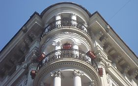 Hotel Le Petit